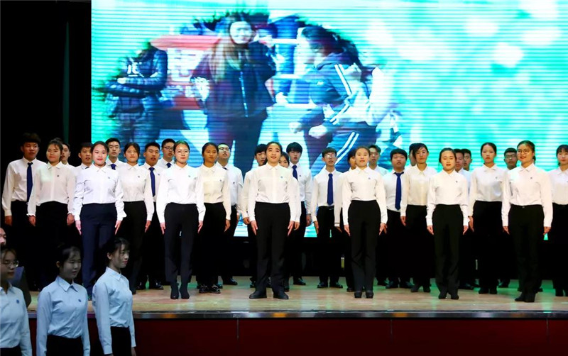 北京社会管理职业学院生命文化学院学生表演合唱《苔》