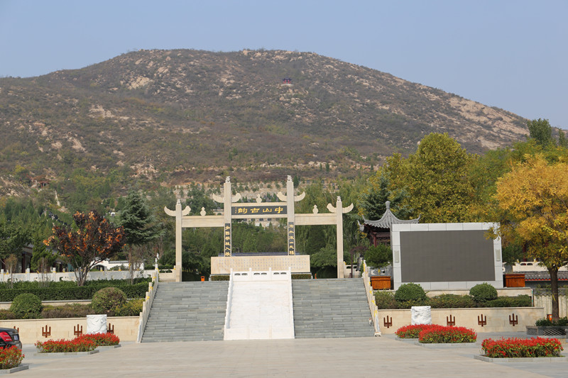 古中山陵园内环境