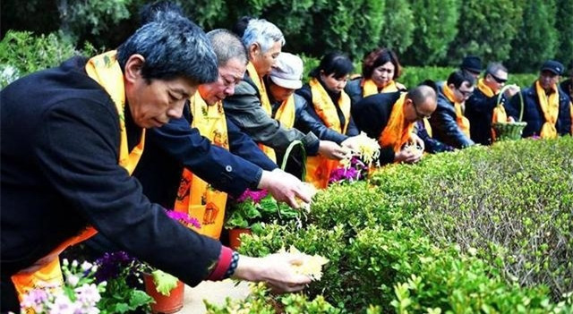 古中山陵园举行花坛葬安葬仪式