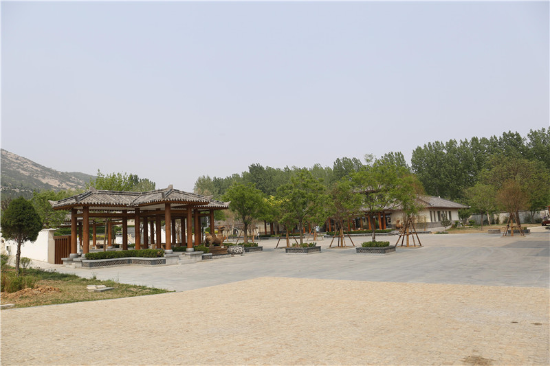 园区环境.jpg