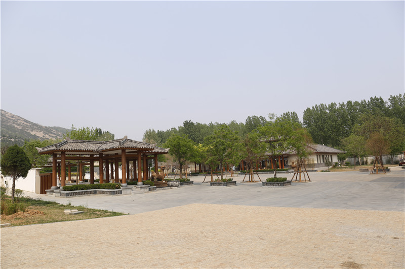 古中山陵园内环境