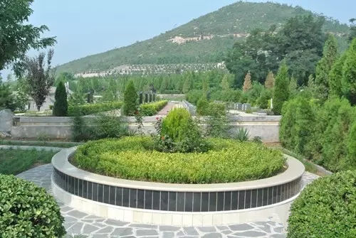 古中山陵园公益花坛葬