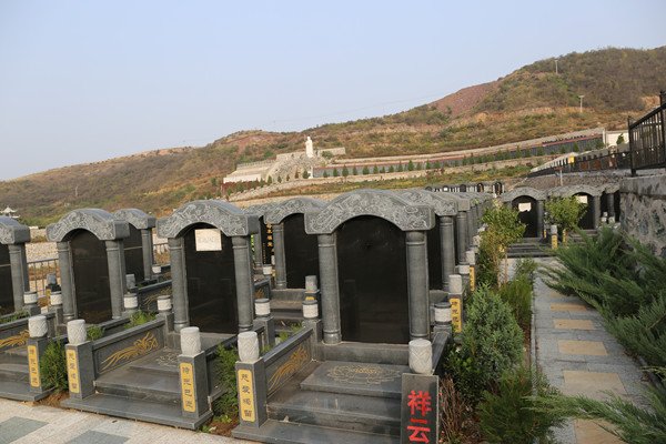 墓区